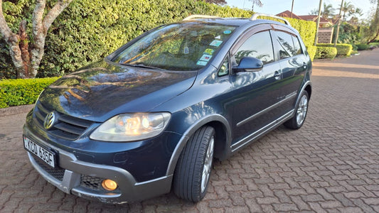Volkswagen Golf Cross Hatchback 1.4L TSI
